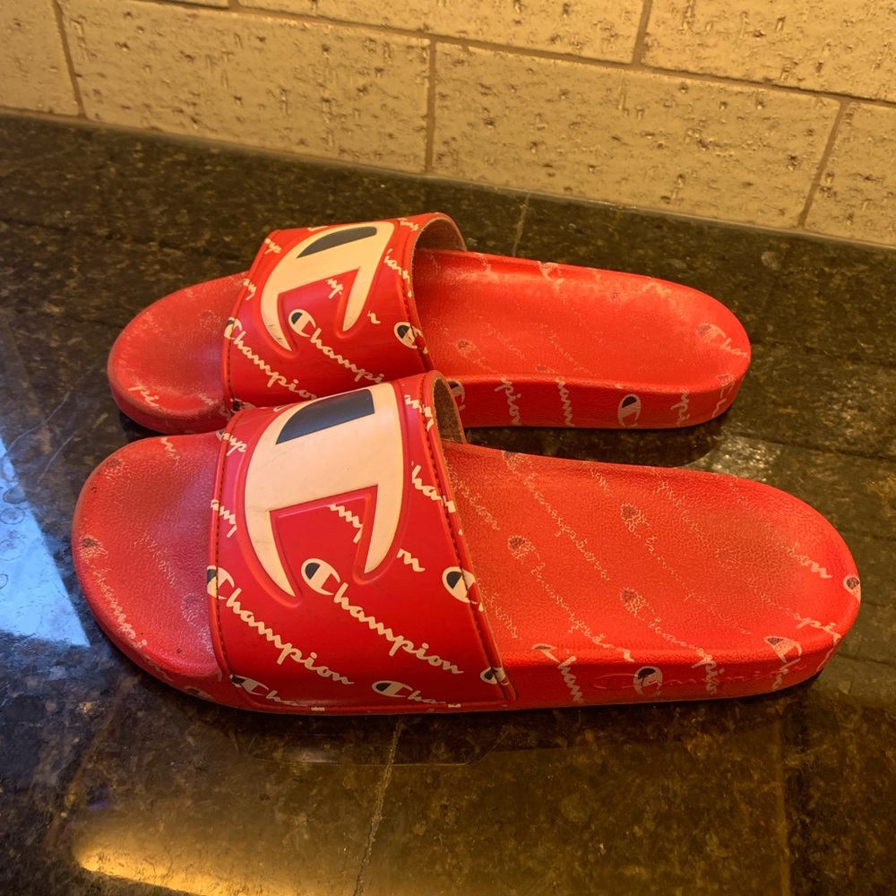 Red Champion Slide Size 9 Lightly Worn - image 2